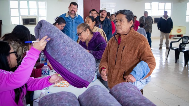 Abriga DIF Tamaulipas a familias vulnerables ante las bajas temperaturas