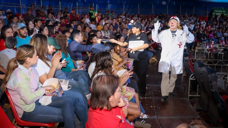 Fortalecen DIF y Circo Mundial convivencia familiar en Victoria