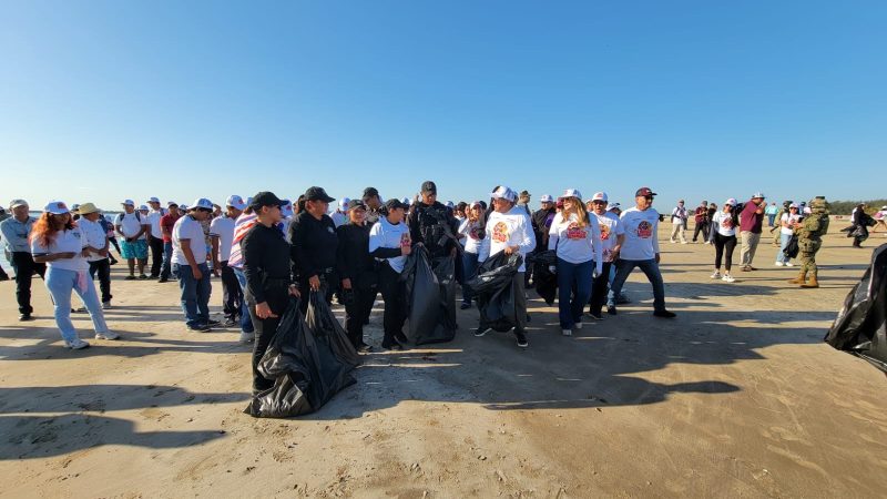 Participa Guardia Estatal en “Limpiazo Playa Tesoro Altamira”