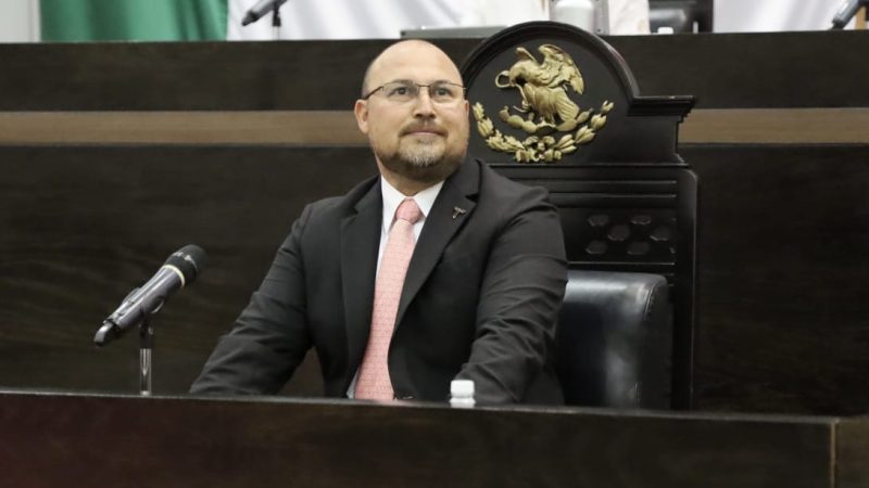 Este gobierno respeta, no dicta línea, no impone, no amenaza, no corrompe: Héctor Villegas