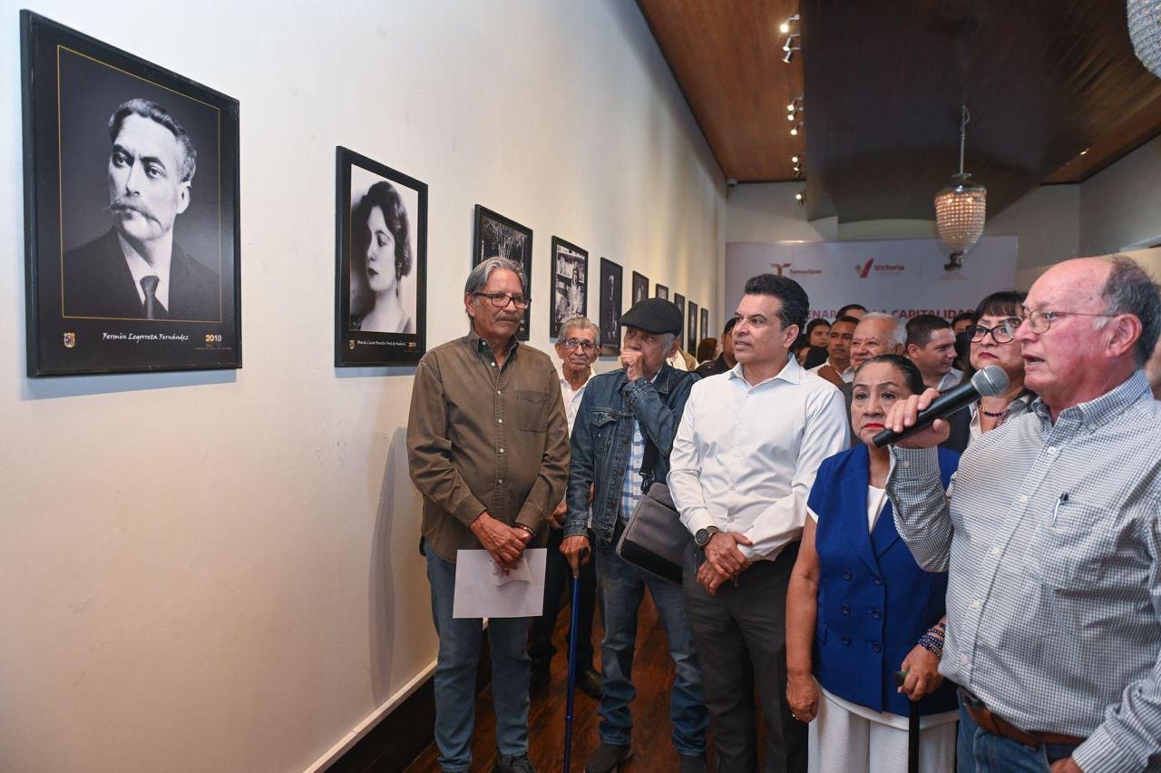 Inaugura alcalde exposición fotográfica del Bicentenario