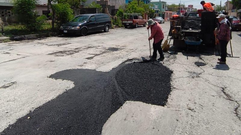 Implementa Municipio plan de azolve y bacheo en calles afectadas por lluvia
