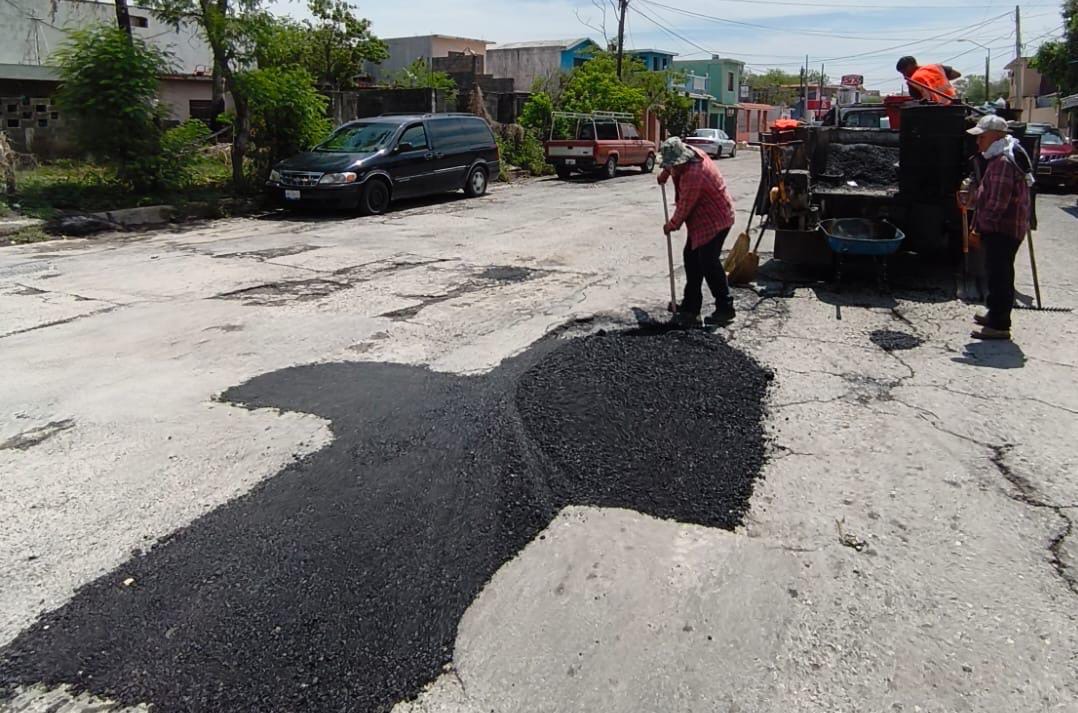 Implementa Municipio plan de azolve y bacheo en calles afectadas por lluvia