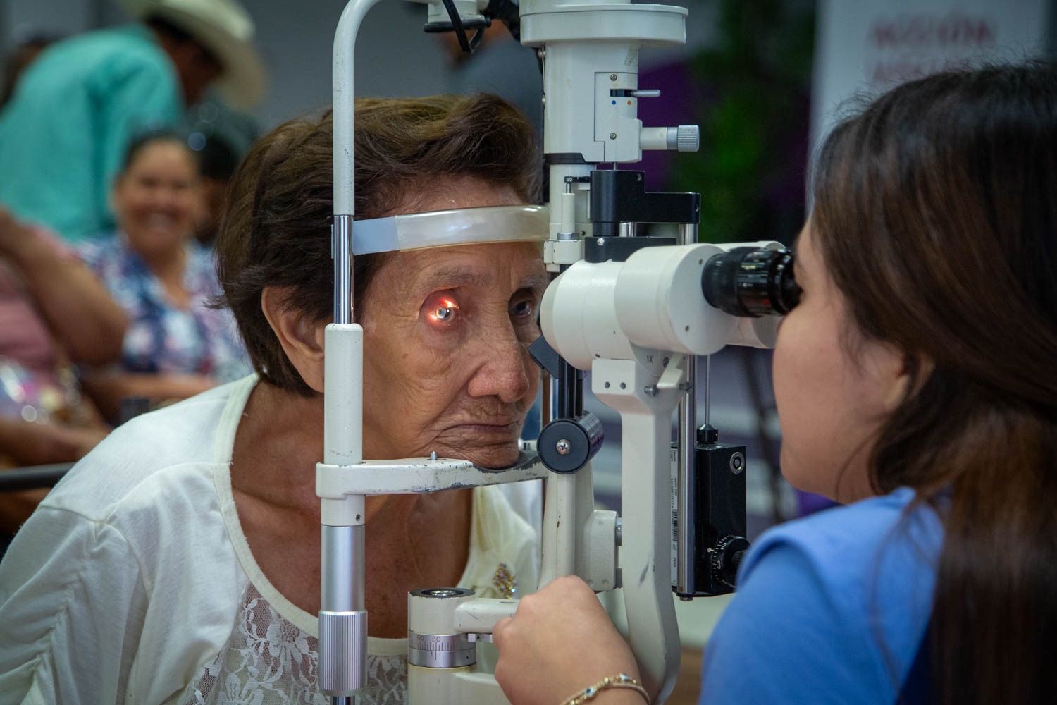 Inicia DIF Tamaulipas la campaña de cataratas “Bienestar en tu mirada 2025”