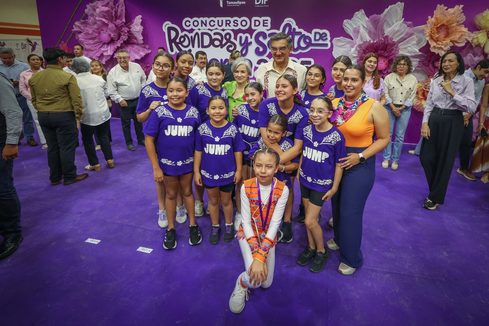 Impulsan Américo y María de Villarreal las tradiciones con el concurso de Rondas y Salto de Cuerda