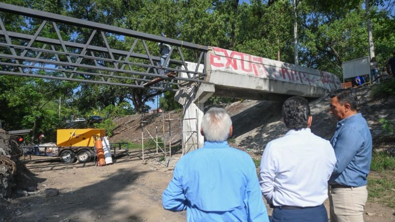 Puente peatonal del 13 Praxedis Balboa será más seguro