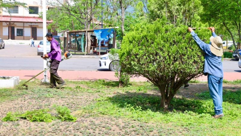 Intenso trabajo de rehabilitación y limpieza de calles y avenidas en la ciudad
