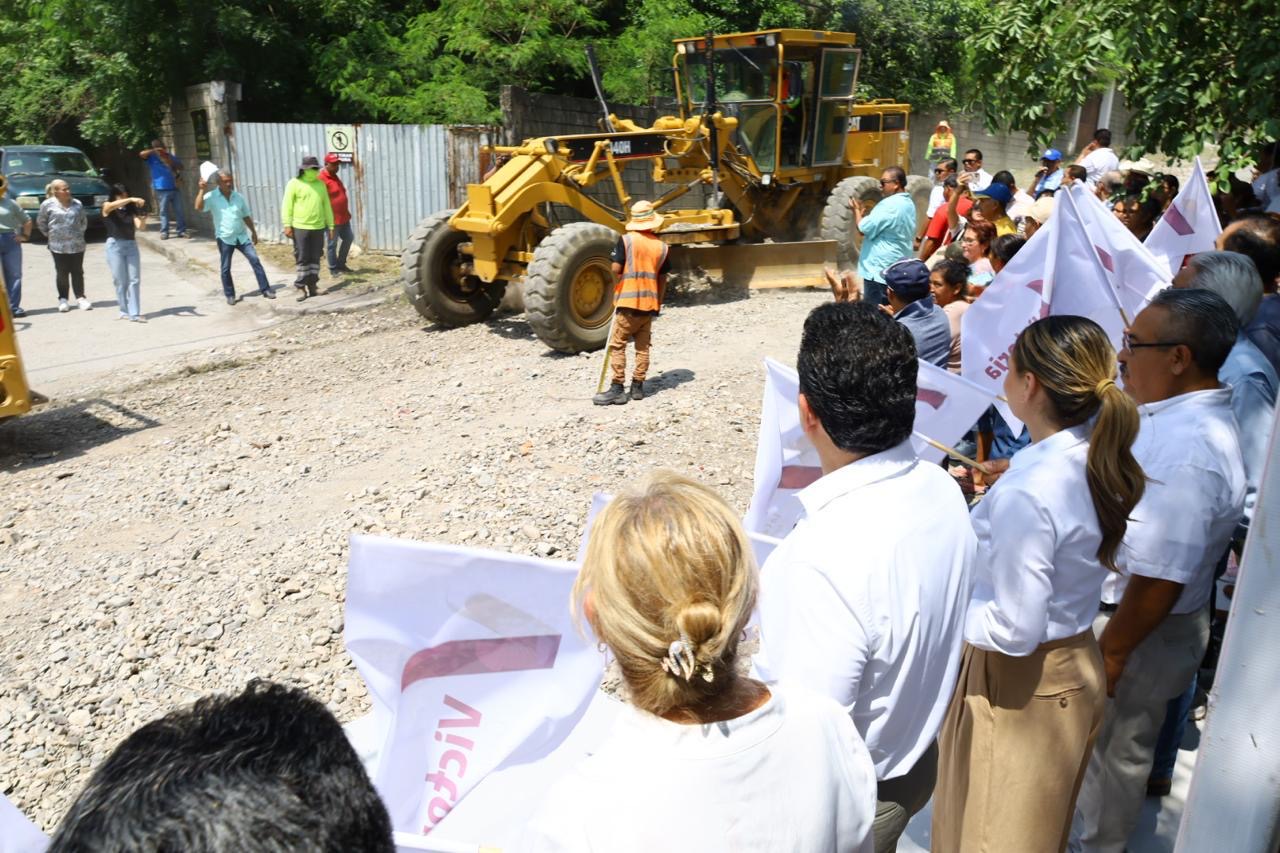 De concreto hidráulico será calle de la Ampliación Simón Torres