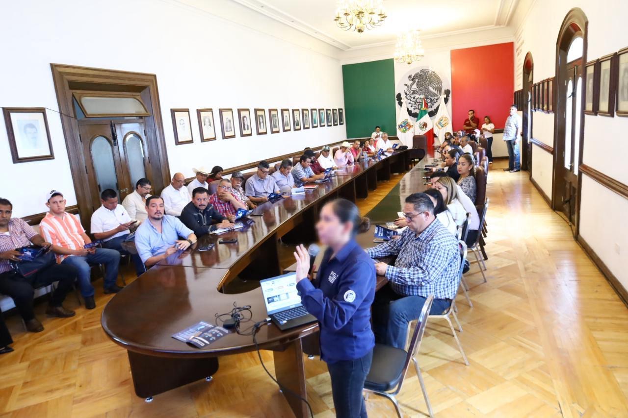 Capacita Fiscalía Digital a empleados municipales